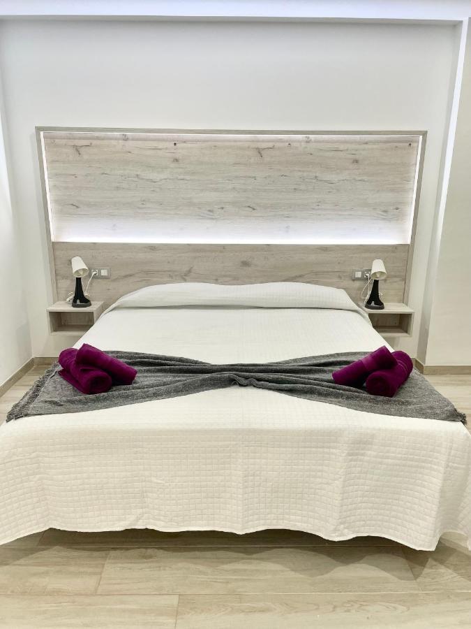 Island Suites Arona  Bagian luar foto