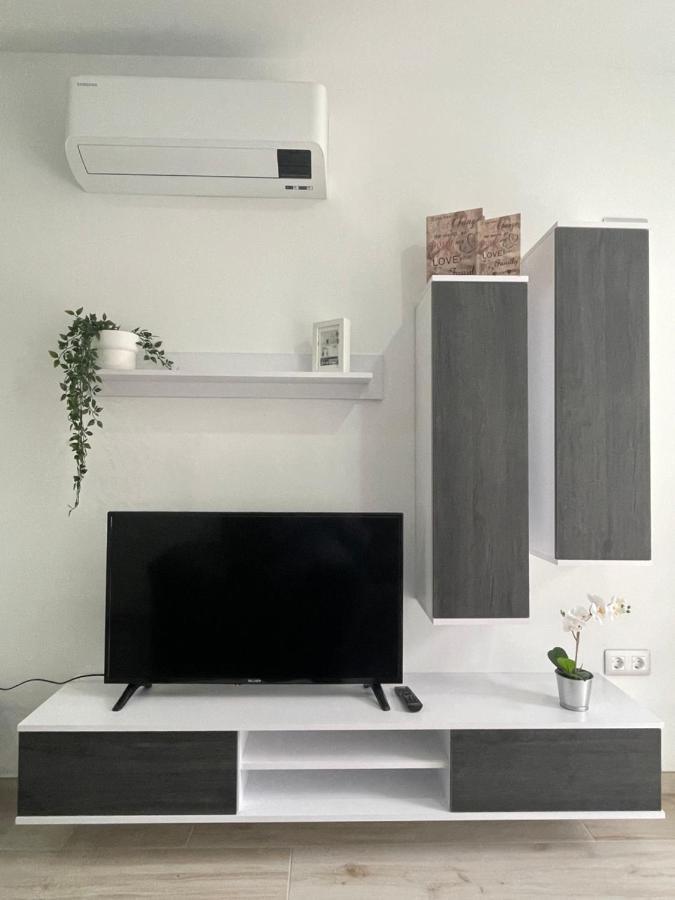 Island Suites Arona  Bagian luar foto