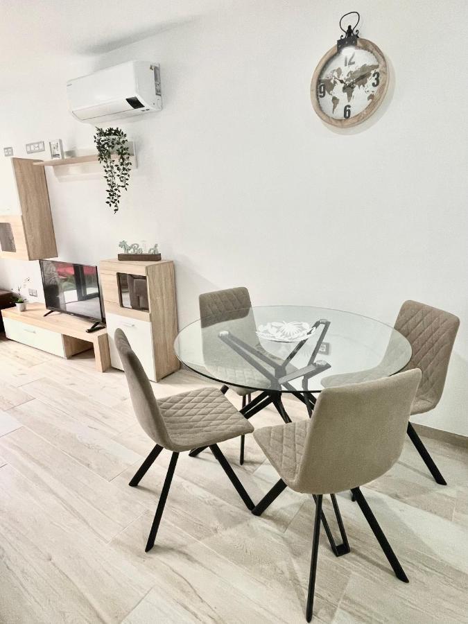 Island Suites Arona  Bagian luar foto