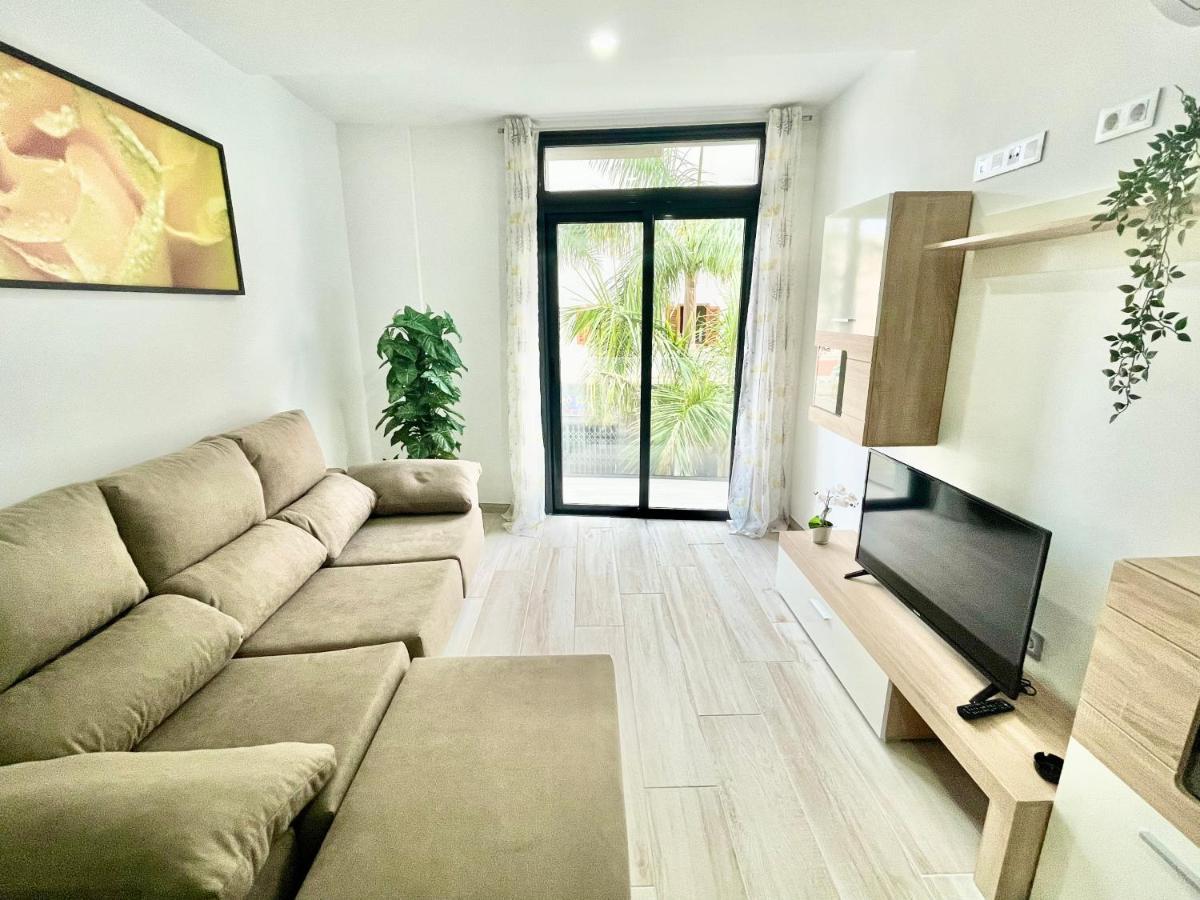 Island Suites Arona  Bagian luar foto